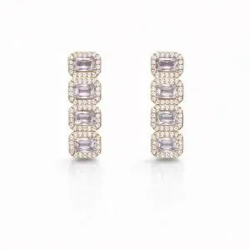 ?? Elegant Pink Gemstone Earrings